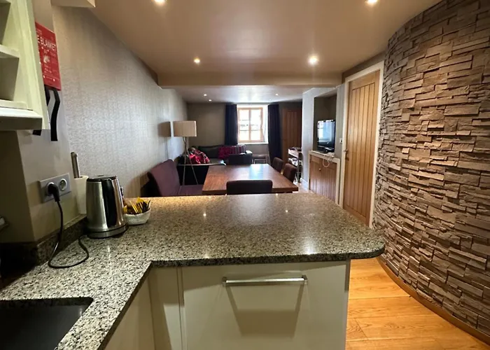 Violettes Apartman